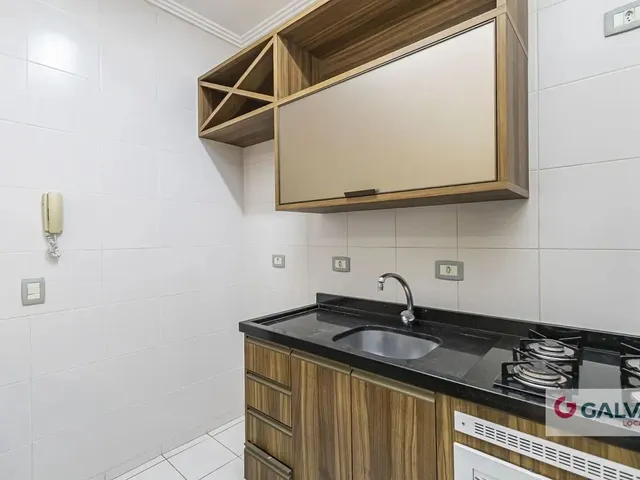 Apartamento 2 quartos e 1 banheiro, para alugar, no bairro Mercês em Curitiba