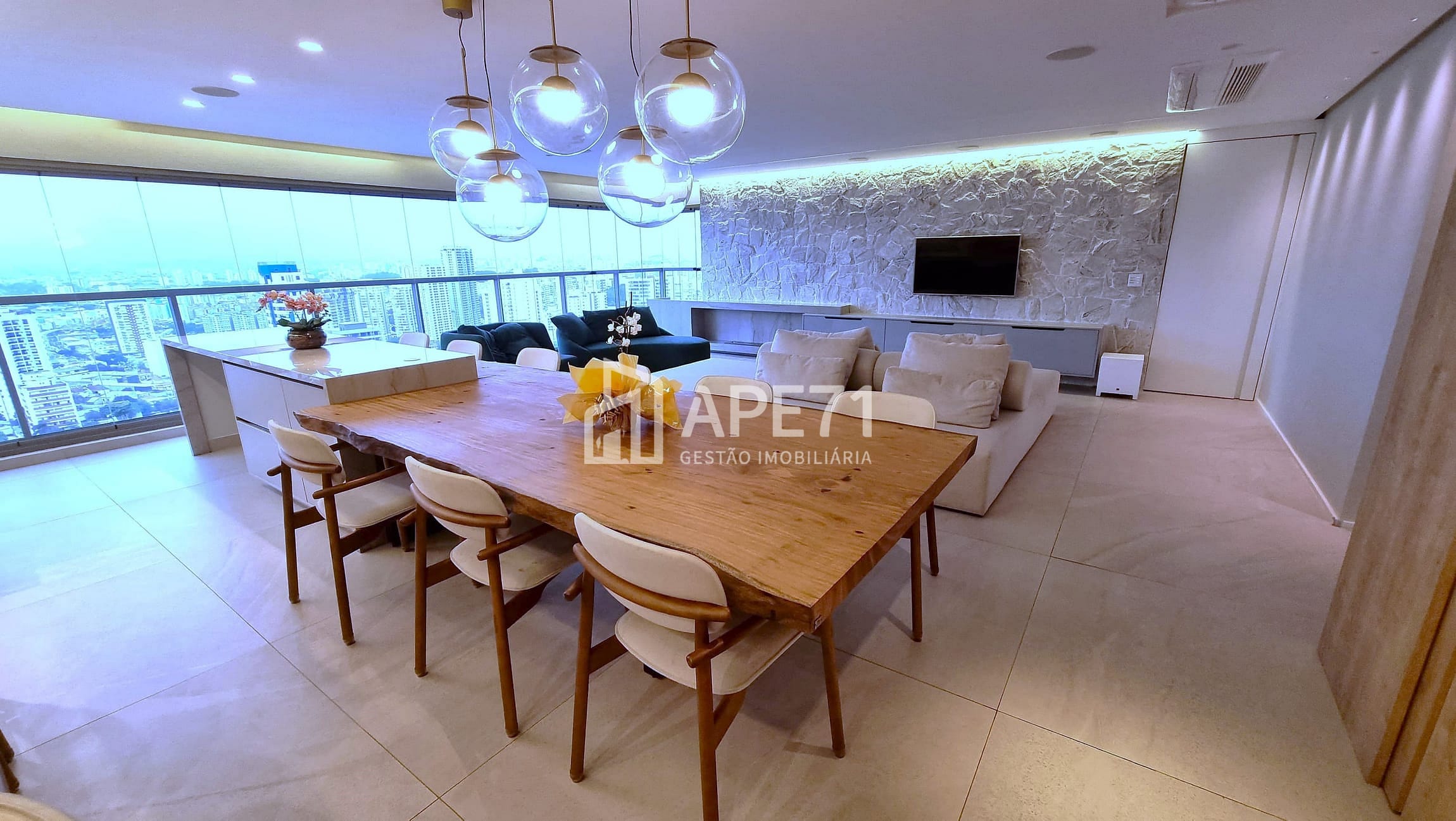Apartamento à venda com 2 quartos, 162m² - Foto 2