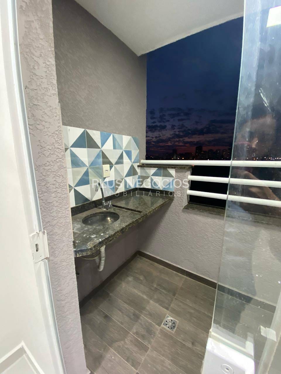 Apartamento à venda com 2 quartos, 57m² - Foto 17
