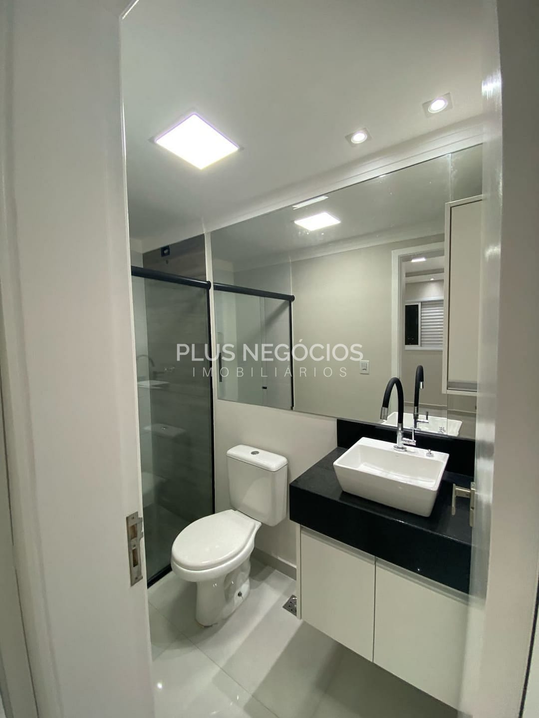 Apartamento à venda com 2 quartos, 57m² - Foto 13
