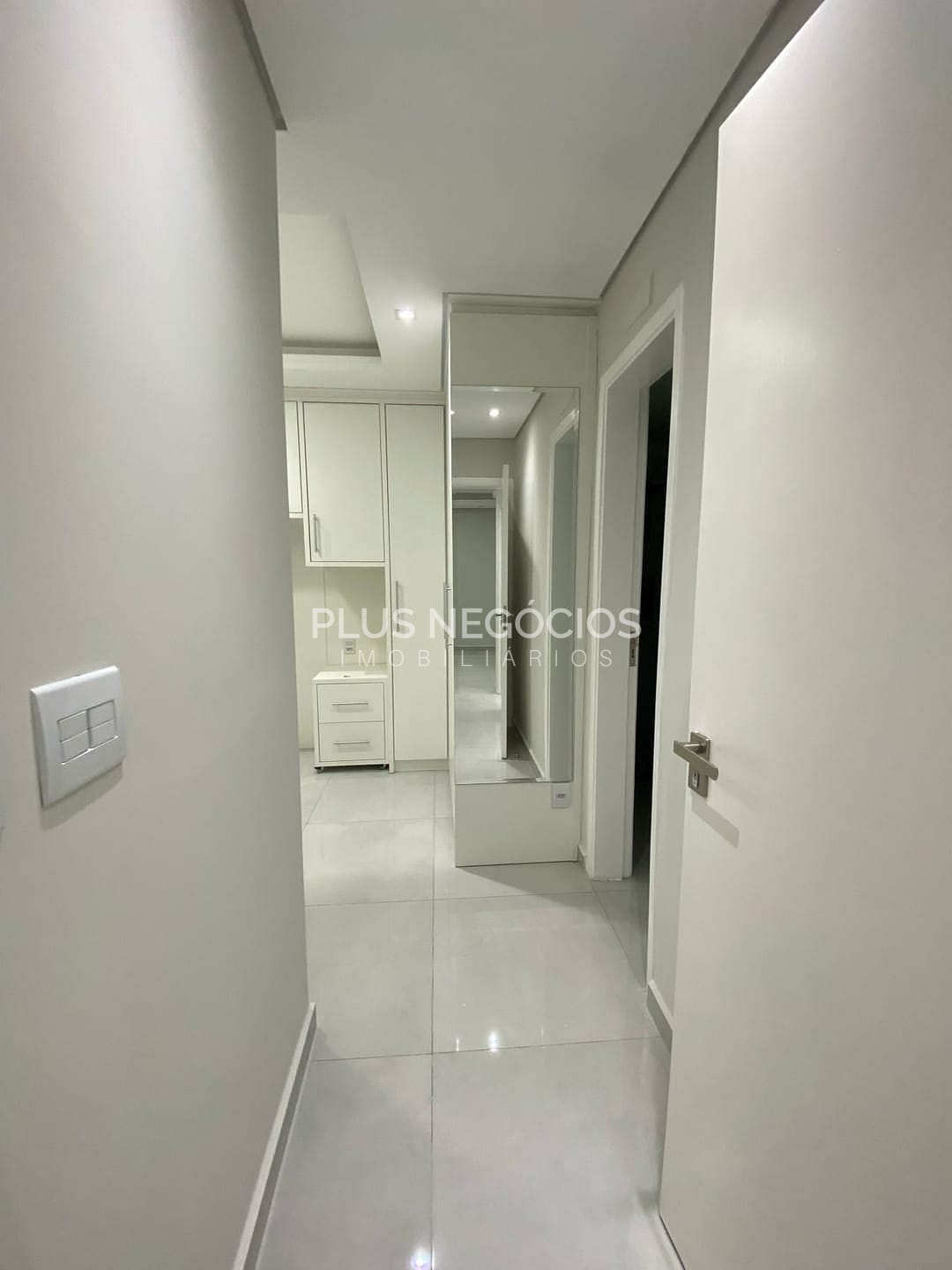 Apartamento à venda com 2 quartos, 57m² - Foto 11