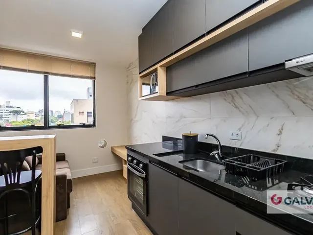 Apartamento 1 quarto e 1 banheiro, para alugar, no bairro Rebouças em Curitiba