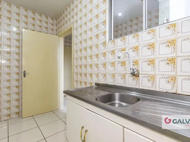 Apartamento 3 quartos e 2 banheiros, para alugar, no bairro Água Verde em Curitiba