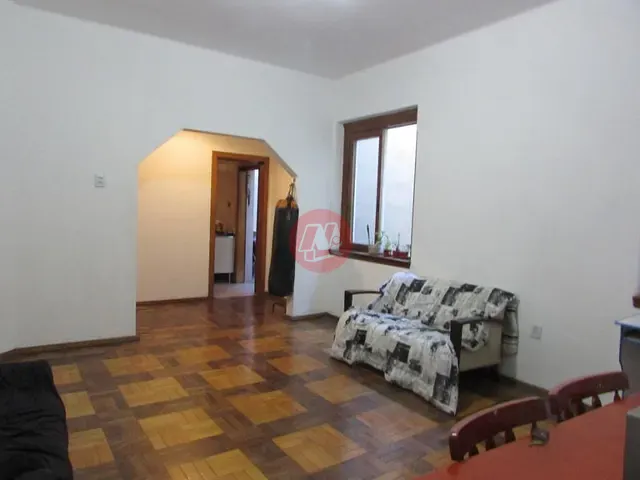 Apartamento com 135m² 3 quartos e 1 banheiro, à venda, no bairro Farroupilha em Porto Alegre