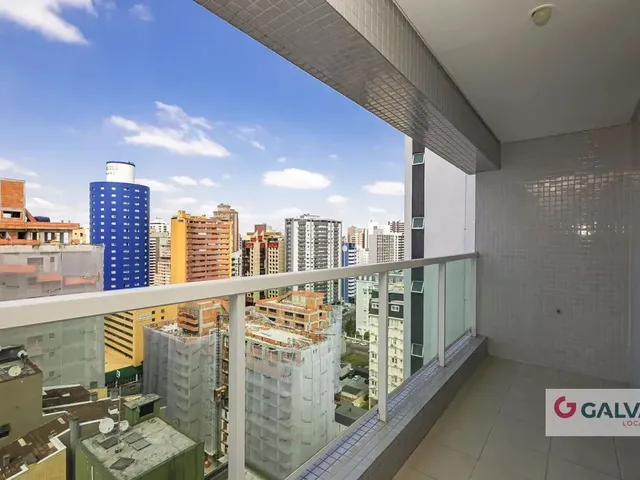 Apartamento 3 quartos e 2 banheiros, para alugar, no bairro Água Verde em Curitiba