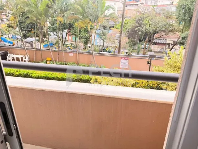 Apartamento 2 quartos e 1 banheiro, para alugar, no bairro Vila Roque em São Paulo