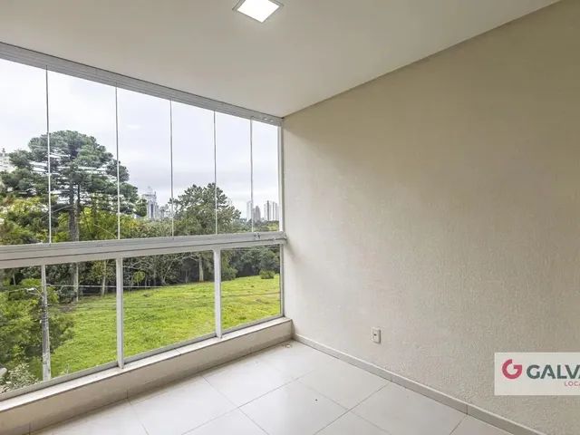 Apartamento 3 quartos e 2 banheiros, para alugar, no bairro Campo Comprido em Curitiba