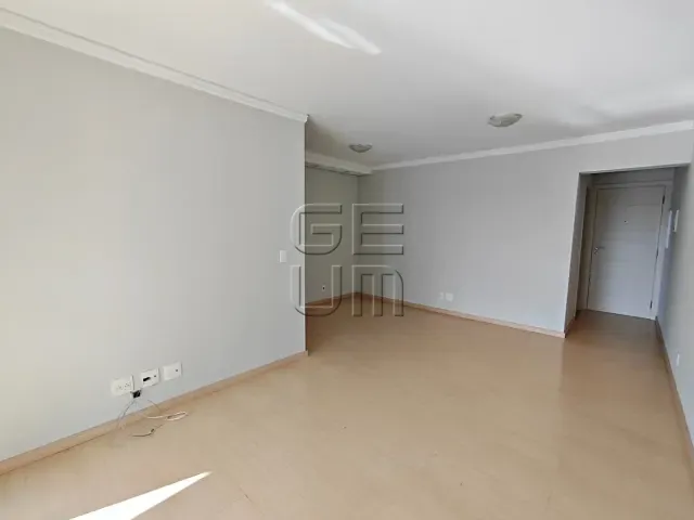 Apartamento 2 quartos e 2 banheiros, à venda, no bairro Vila Ipiranga em Londrina