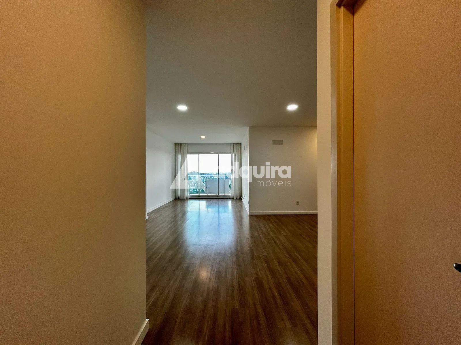 Apartamento, 3 quartos, 136 m² - Foto 2