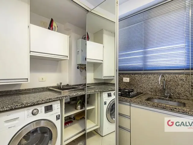 Apartamento 1 quarto e 1 banheiro, para alugar, no bairro Rebouças em Curitiba
