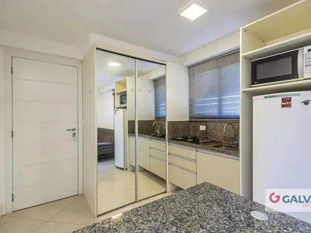 Apartamento 1 quarto e 1 banheiro, para alugar, no bairro Rebouças em Curitiba