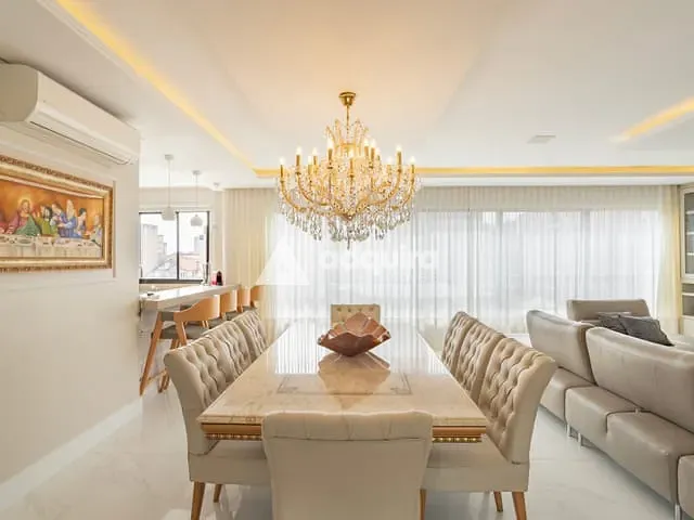 Apartamento com 338m² 4 quartos e 5 banheiros, à venda, no bairro Centro em Ponta Grossa