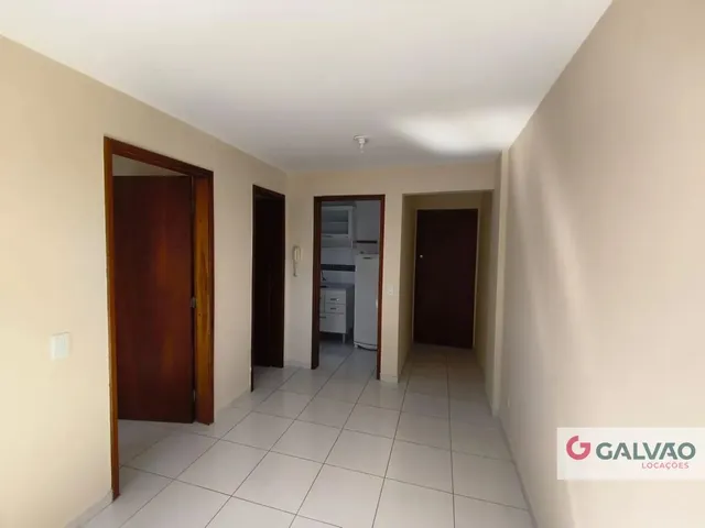 Apartamento 1 quarto e 1 banheiro, para alugar, no bairro Centro em Curitiba
