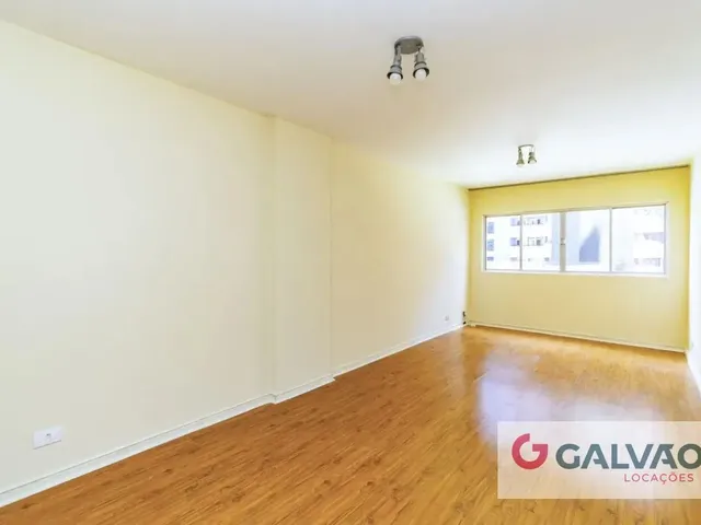 Apartamento 3 quartos e 1 banheiro, para alugar, no bairro Água Verde em Curitiba