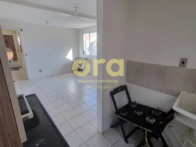 Apartamento 2 quartos e 1 banheiro, à venda, no bairro Areal em Pelotas
