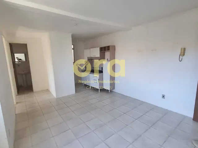 Apartamento 2 quartos e 1 banheiro, à venda, no bairro Areal em Pelotas