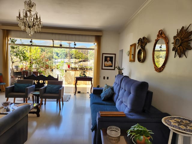 Apartamento 4 quartos e 1 banheiro, à venda, no bairro Centro em Petrópolis