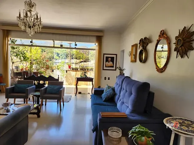 Apartamento 4 quartos e 1 banheiro, à venda, no bairro Centro em Petrópolis