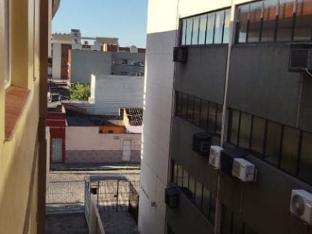 Apartamento com 55m² 2 quartos e 1 banheiro, à venda, no bairro Centro em Pelotas