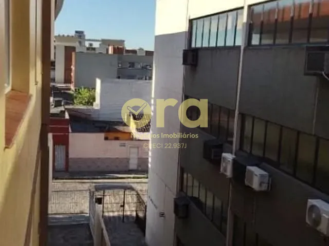 Apartamento com 55m² 2 quartos e 1 banheiro, à venda, no bairro Centro em Pelotas