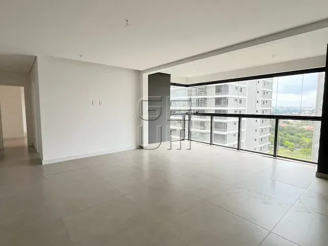 Apartamento com 213m² 3 quartos e 2 banheiros, à venda, no bairro Gleba Fazenda Palhano em Londrina