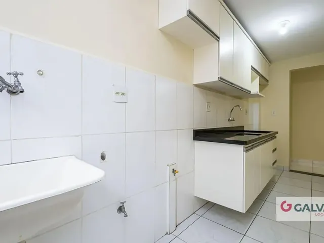 Apartamento 3 quartos e 2 banheiros, para alugar, no bairro Portão em Curitiba