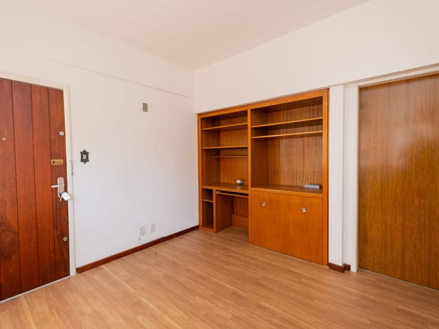 Apartamento 1 quarto e 1 banheiro, à venda, no bairro Centro em Pelotas