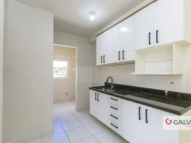 Apartamento 3 quartos e 1 banheiro, para alugar, no bairro Uberaba em Curitiba