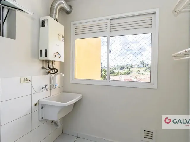 Apartamento 3 quartos e 1 banheiro, para alugar, no bairro Uberaba em Curitiba