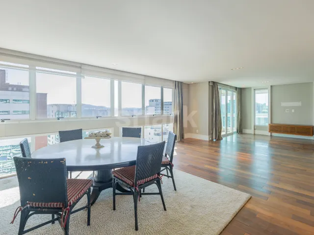 Apartamento 5 quartos e 7 banheiros, à venda, no bairro Alphaville em Barueri