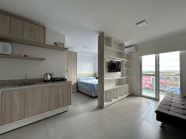 Apartamento 1 quarto e 1 banheiro, à venda ou para alugar, no bairro Centro em Pelotas