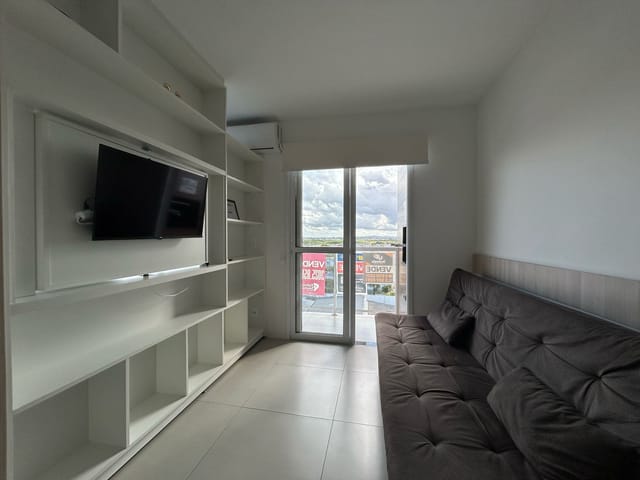 Apartamento 1 quarto e 1 banheiro, à venda ou para alugar, no bairro Centro em Pelotas