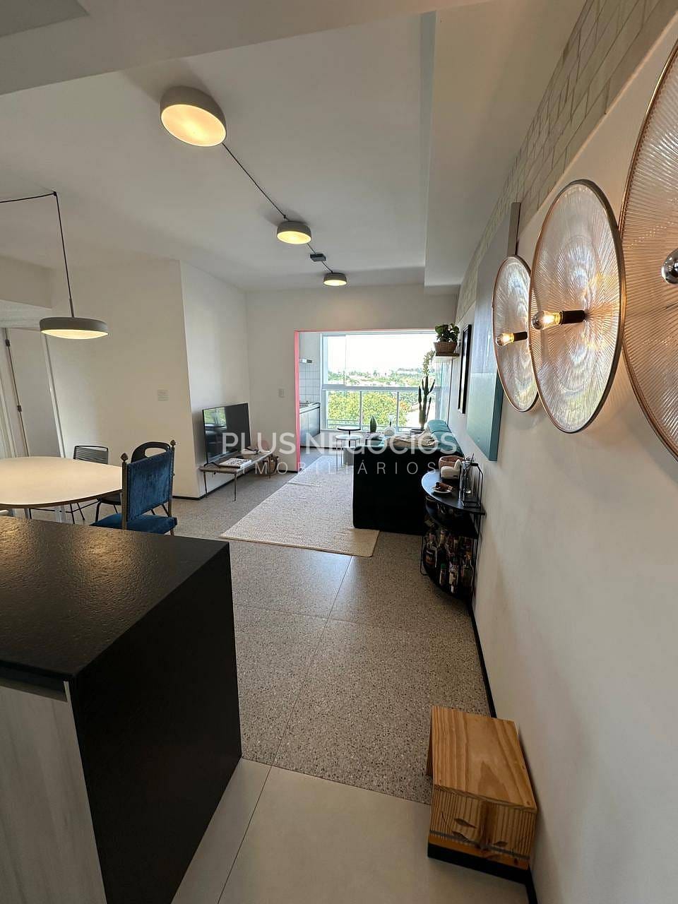 Apartamento à venda e aluguel com 2 quartos, 73m² - Foto 1