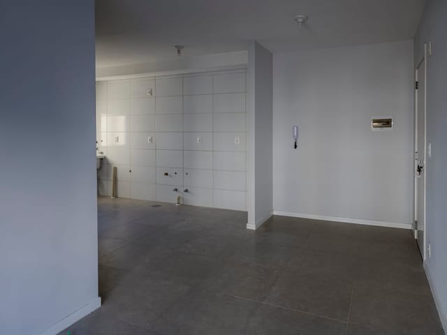 Apartamento 2 quartos e 1 banheiro, à venda, no bairro Areal em Pelotas