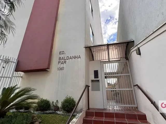 Apartamento 1 quarto e 1 banheiro, para alugar, no bairro Centro em Curitiba
