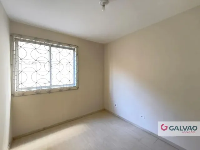 Apartamento 1 quarto e 1 banheiro, para alugar, no bairro Centro em Curitiba