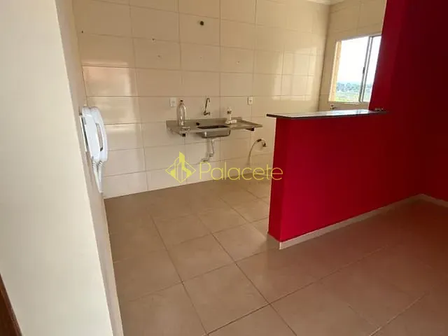Apartamento 2 quartos e 1 banheiro, à venda, no bairro Barreiro em Taubaté
