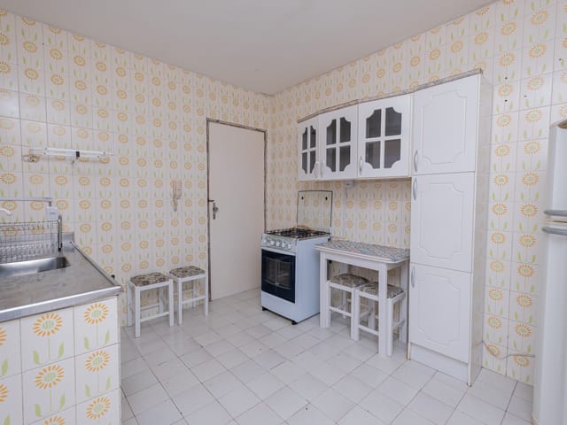 Apartamento 2 quartos e 1 banheiro, à venda ou para alugar, no bairro Centro em Pelotas