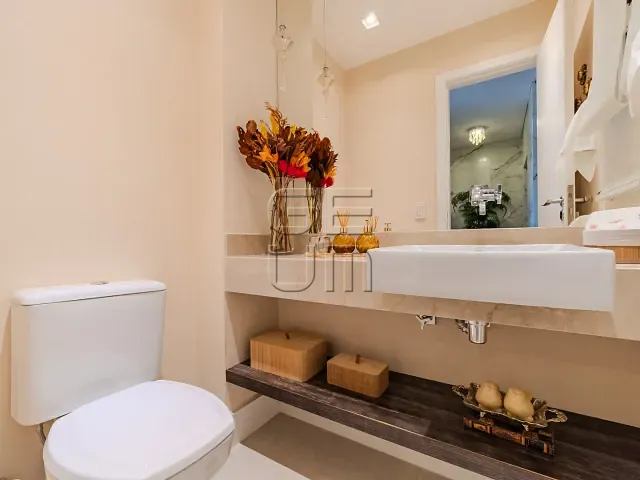 Apartamento 3 quartos e 5 banheiros, à venda ou para alugar, no bairro Gleba Fazenda Palhano em Londrina