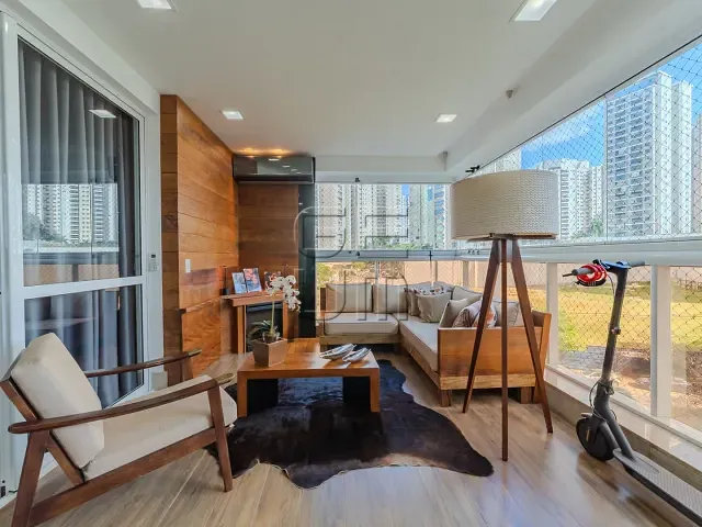 Apartamento 3 quartos e 5 banheiros, à venda ou para alugar, no bairro Gleba Fazenda Palhano em Londrina