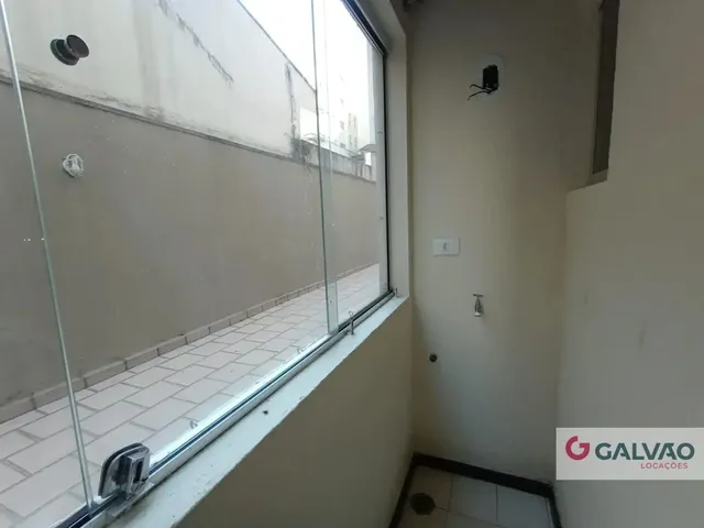 Apartamento 1 quarto e 1 banheiro, para alugar, no bairro Bigorrilho em Curitiba