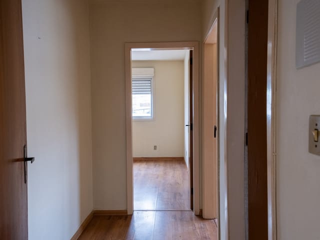 Apartamento 2 quartos e 1 banheiro, à venda ou para alugar, no bairro Centro em Pelotas
