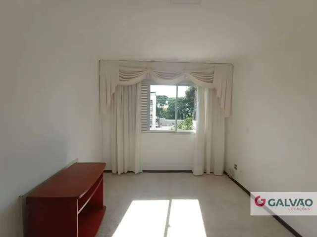 Apartamento 2 quartos e 3 banheiros, para alugar, no bairro Vila Izabel em Curitiba