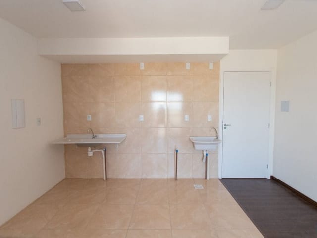 Apartamento com 48m² 2 quartos e 1 banheiro, à venda, no bairro Fragata em Pelotas