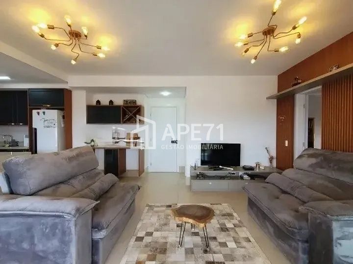 Apartamento à venda com 3 quartos, 131m² - Foto 4