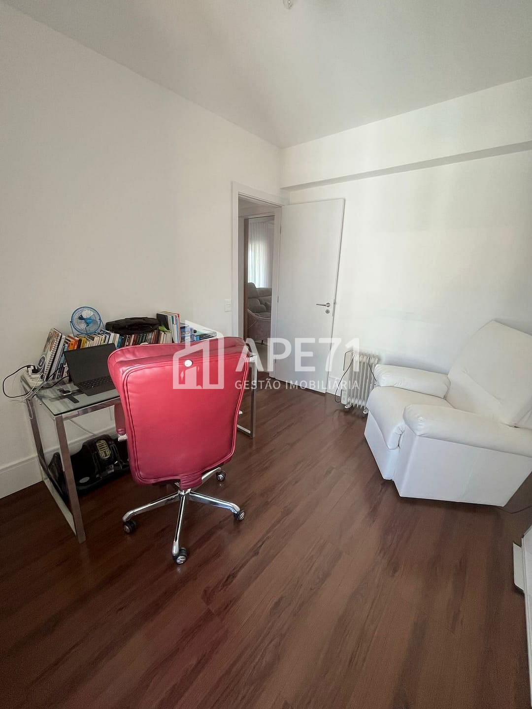 Apartamento à venda com 3 quartos, 131m² - Foto 32