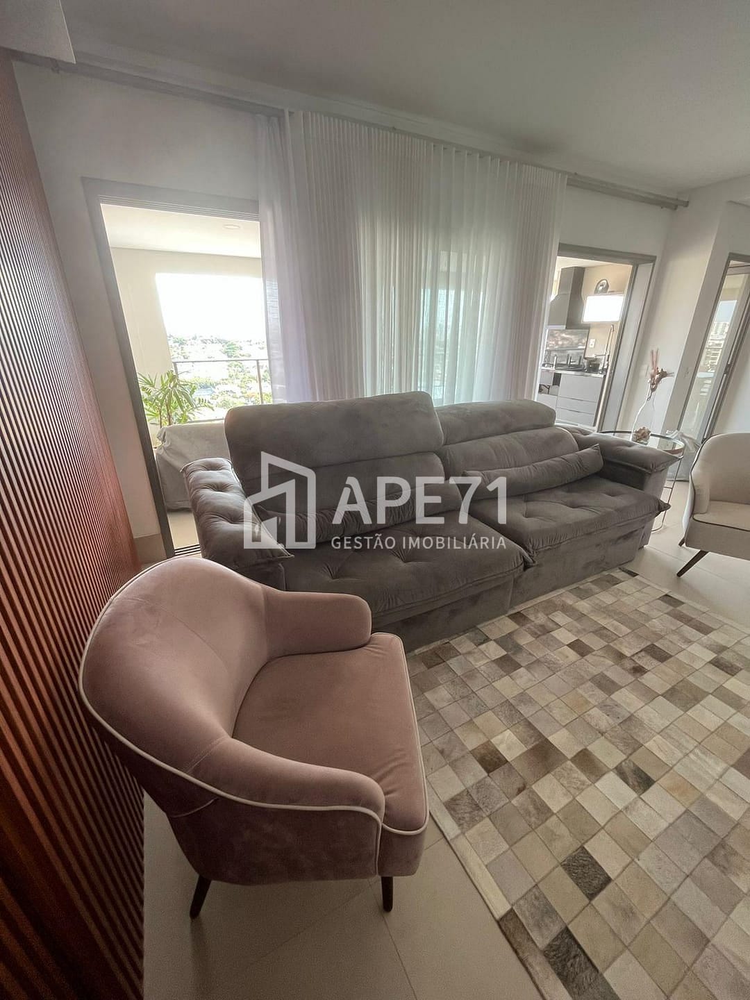 Apartamento à venda com 3 quartos, 131m² - Foto 8