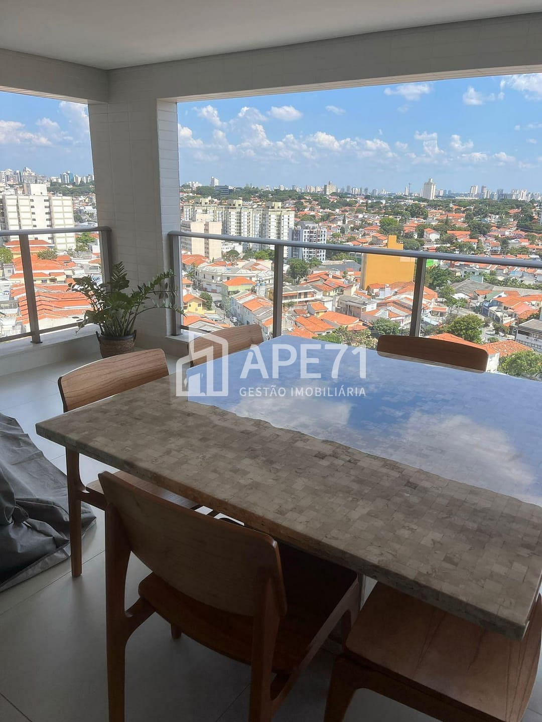 Apartamento à venda com 3 quartos, 131m² - Foto 7