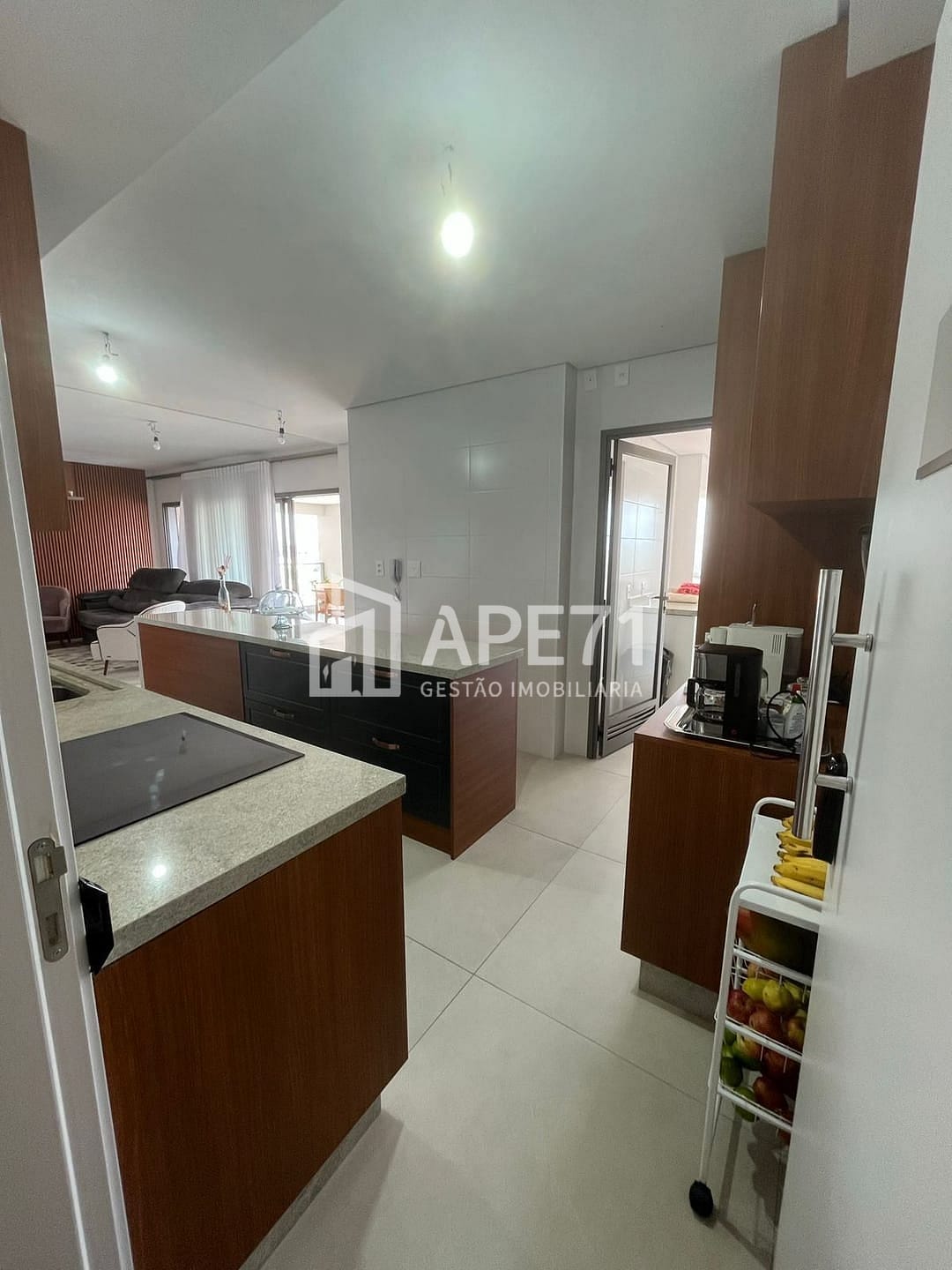 Apartamento à venda com 3 quartos, 131m² - Foto 16