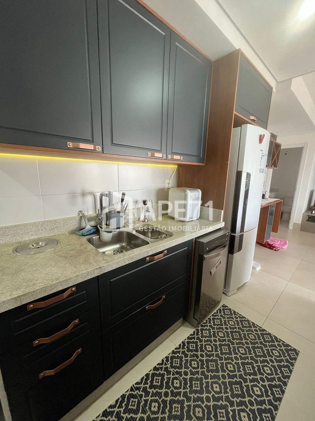 Apartamento à venda com 3 quartos, 131m² - Foto 19